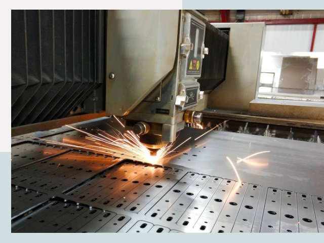 Лазерная резка металла в Кстове от 611 руб.